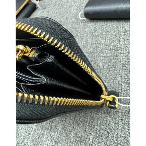 Prada Saffiano Zippy Black Wallet 175-013025 - Picture 8 of 8